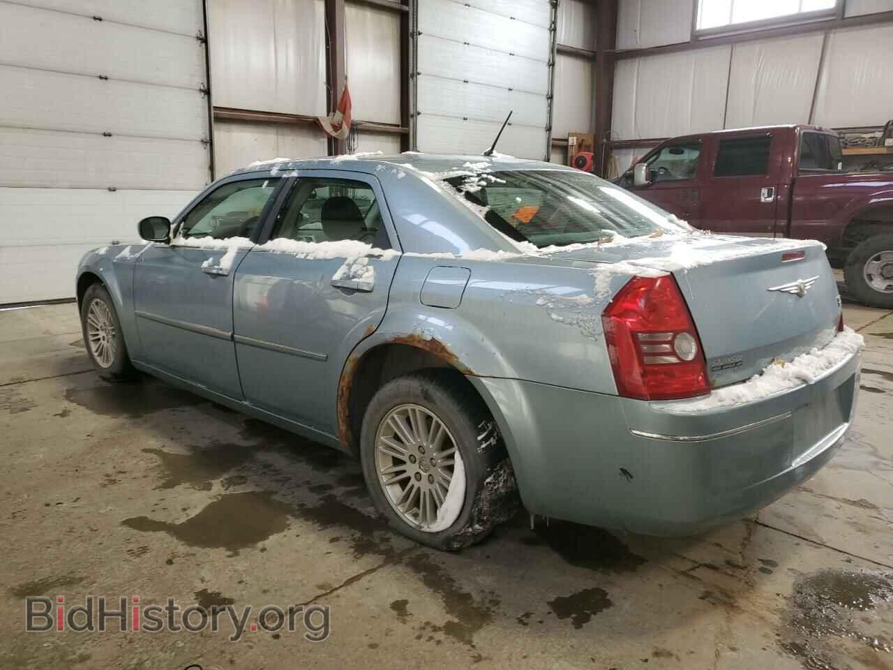 2008 CHRYSLER 300 - VIN: 2C3KA53G48H294946 - Фото 2