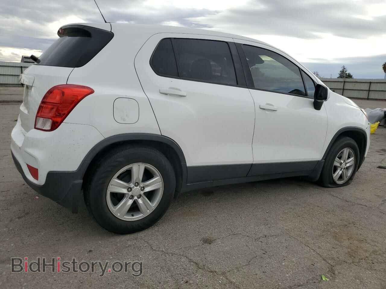 2019 CHEVROLET TRAX - VIN: 3GNCJKSB3KL326795 - Фото 3