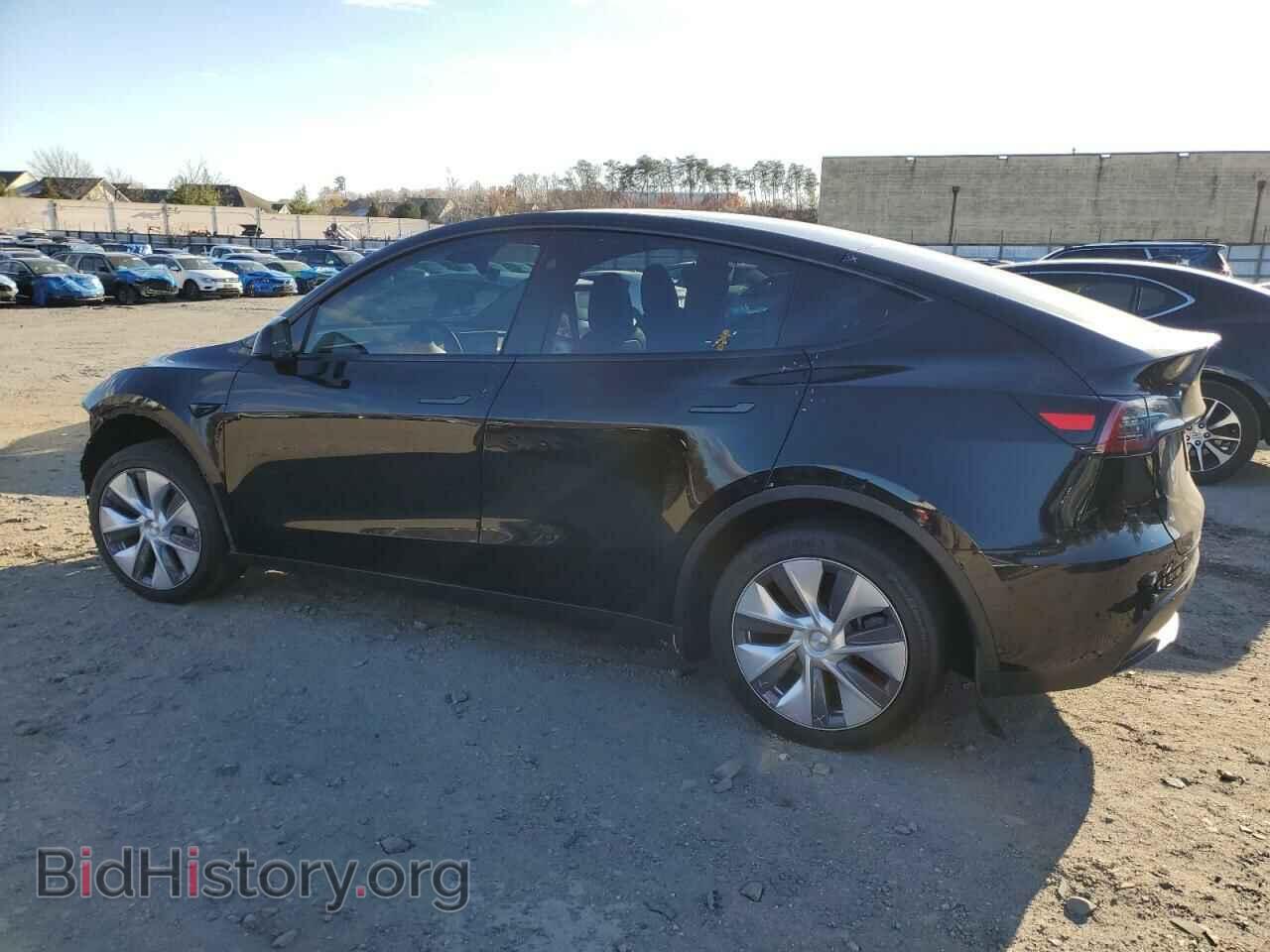 2023 TESLA MODEL Y - VIN: 7SAYGDEE1PF849210 - Фото 2