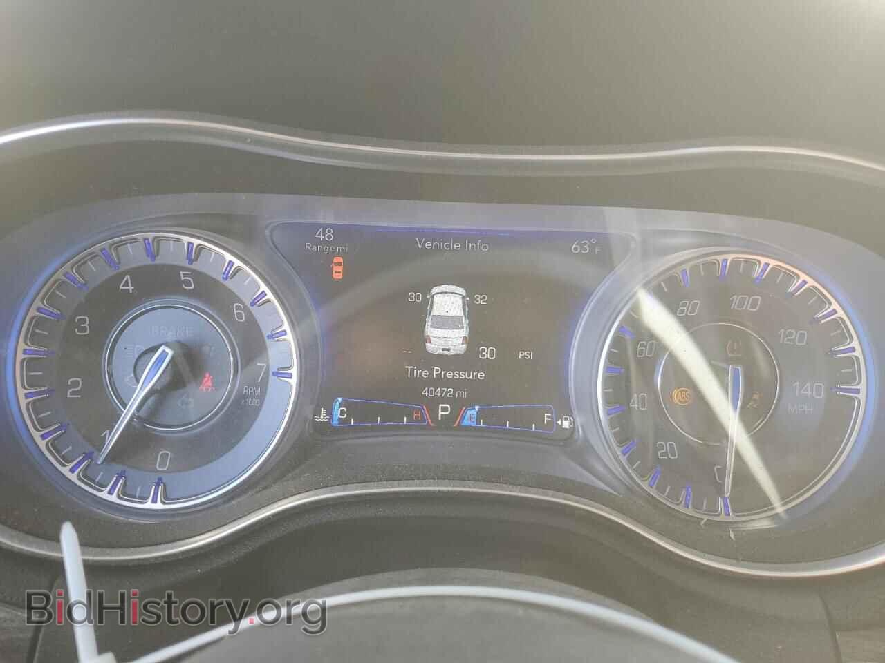 2018 CHRYSLER 300 - VIN: 2C3CCAAG5JH253709 - Фото 9