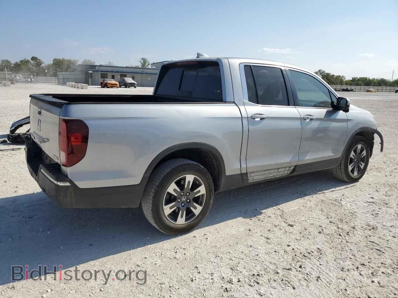 2019 HONDA RIDGELINE - VIN: 5FPYK3F62KB020482 - Фото 3