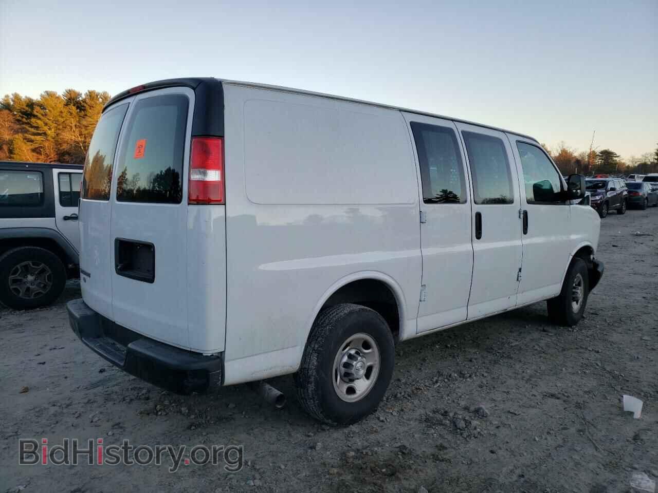 2018 CHEVROLET EXPRESS - VIN: 1GCZGGFG3J1188721 - Фото 3