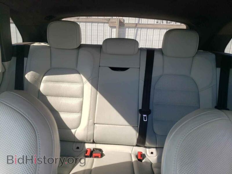 2016 Porsche MACAN (VIN WP1AF2A51GLB93503) — photo 10 of 14