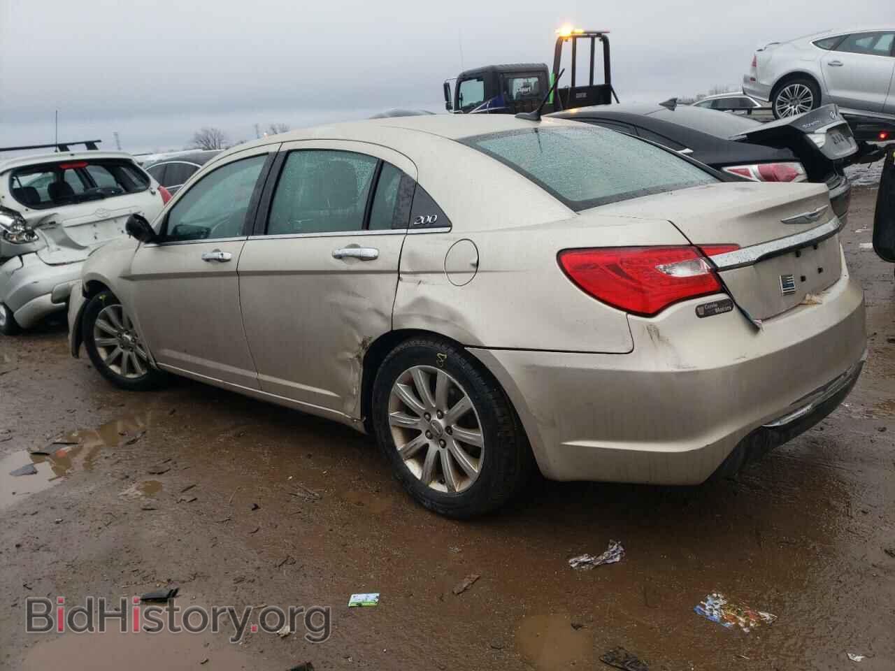 2013 CHRYSLER 200 - VIN: 1C3CCBCG4DN650164 - Фото 2