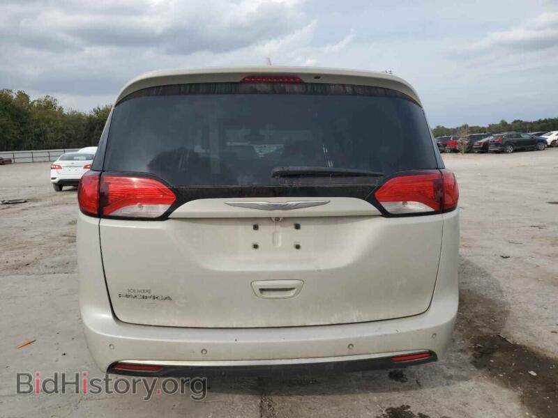 2017 Chrysler PACIFICA (VIN 2C4RC1BG8HR744302) — фото 6 из 16