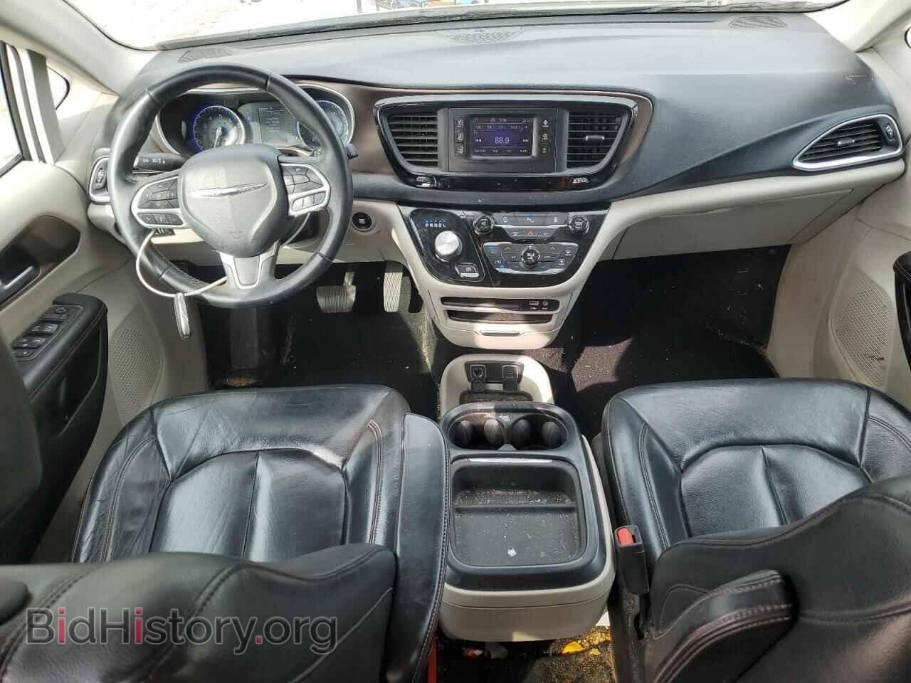 2017 CHRYSLER PACIFICA - VIN: 2C4RC1BG8HR744302 - Фото 8
