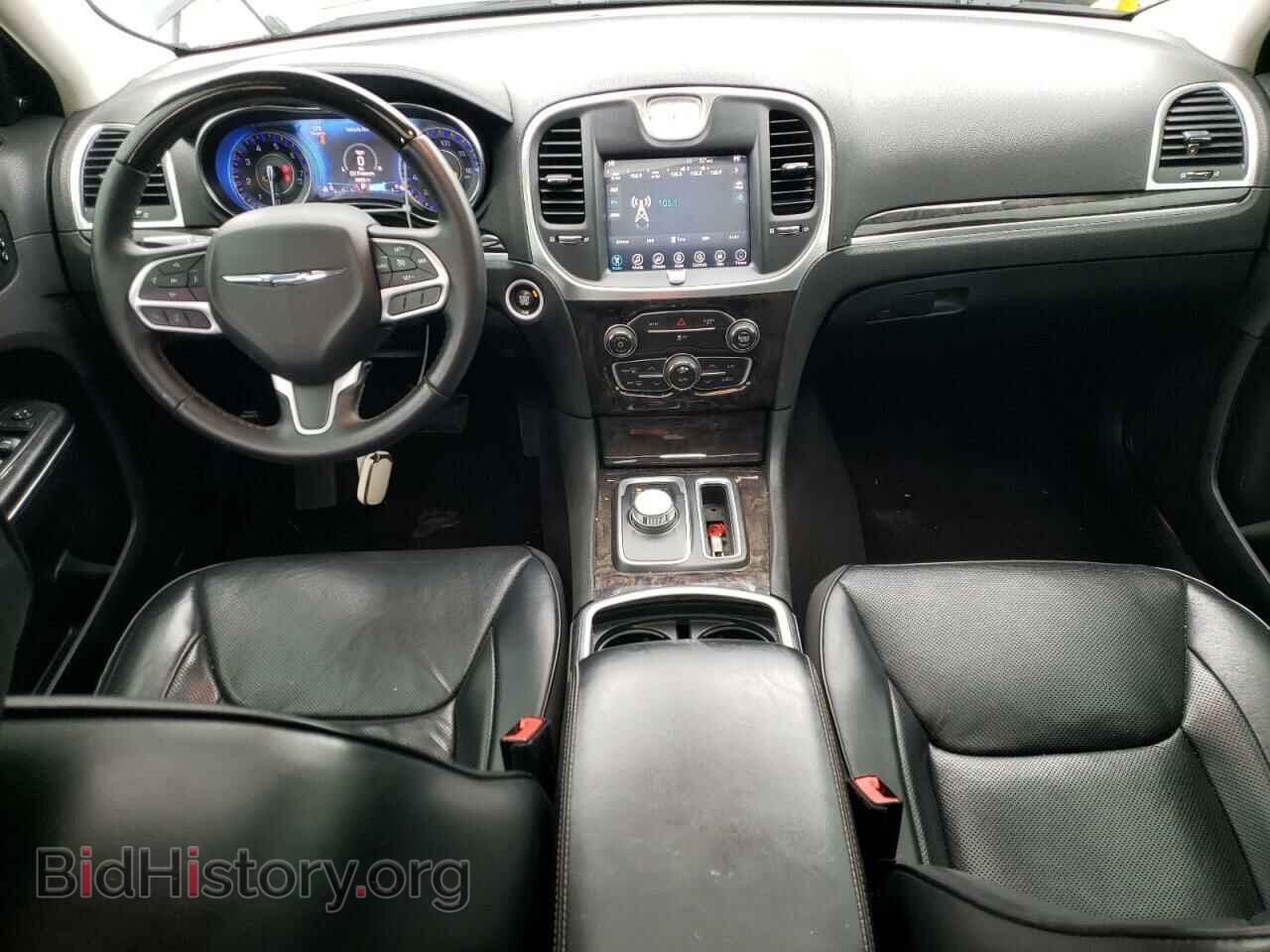 2017 CHRYSLER 300 - VIN: 2C3CCAKGXHH565677 - Фото 8