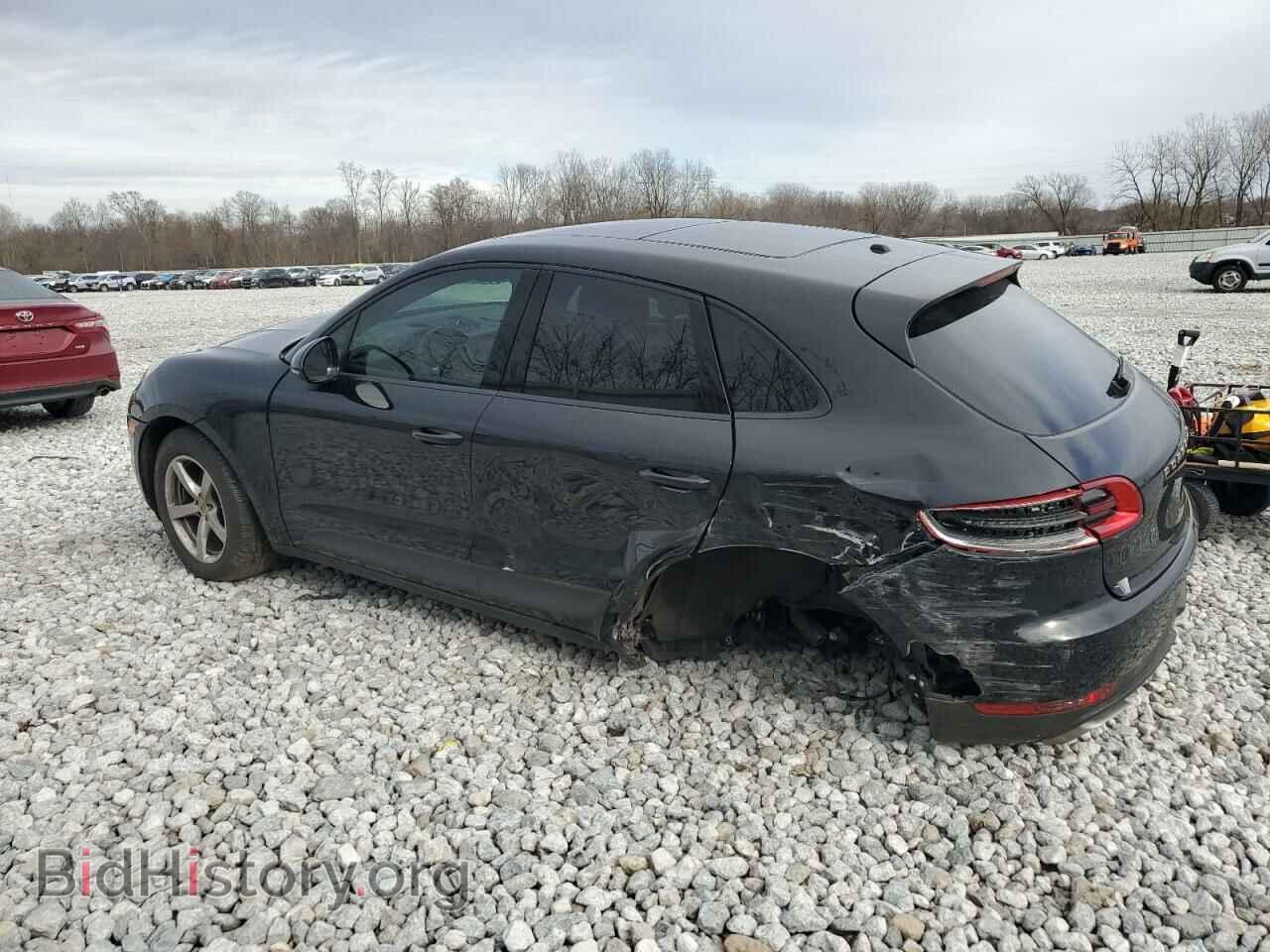 2017 PORSCHE MACAN - VIN: WP1AA2A53HLB02957 - Фото 2