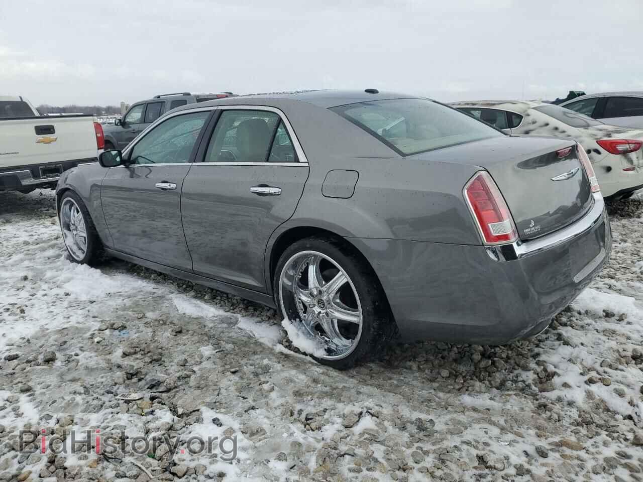 2012 CHRYSLER 300 - VIN: 2C3CCACG8CH278152 - Фото 2