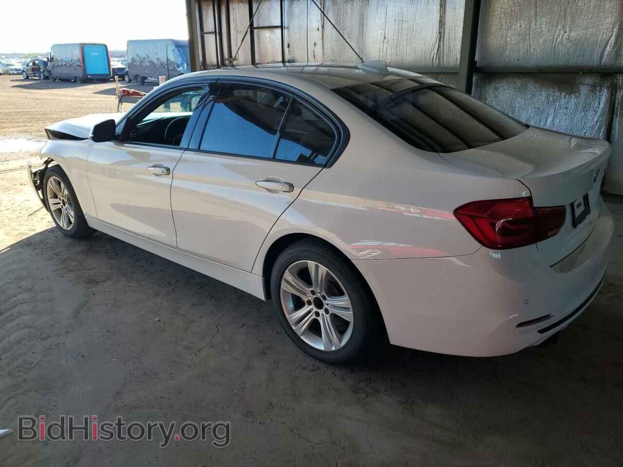 2016 BMW 3 SERIES - VIN: WBA8E9G50GNU29644 - Фото 2