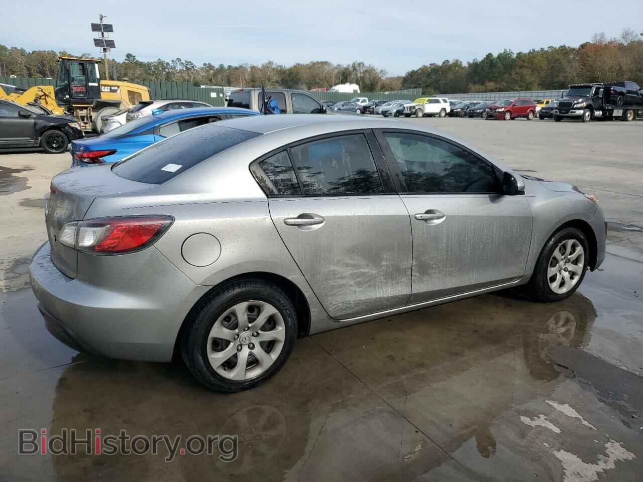 2011 MAZDA 3 - VIN: JM1BL1UF7B1441836 - Фото 3