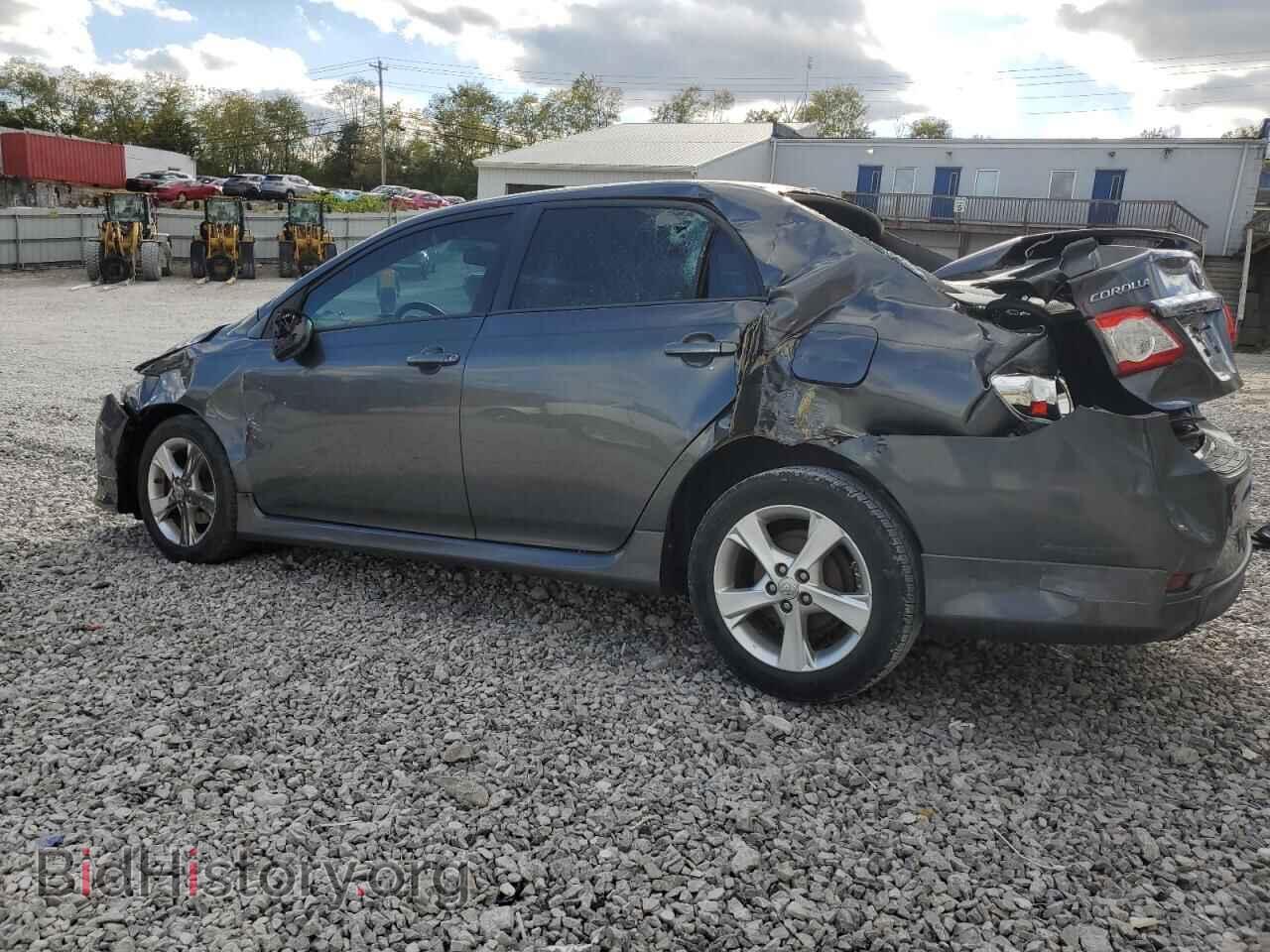 2011 TOYOTA COROLLA - VIN: 2T1BU4EE6BC584101 - Фото 2
