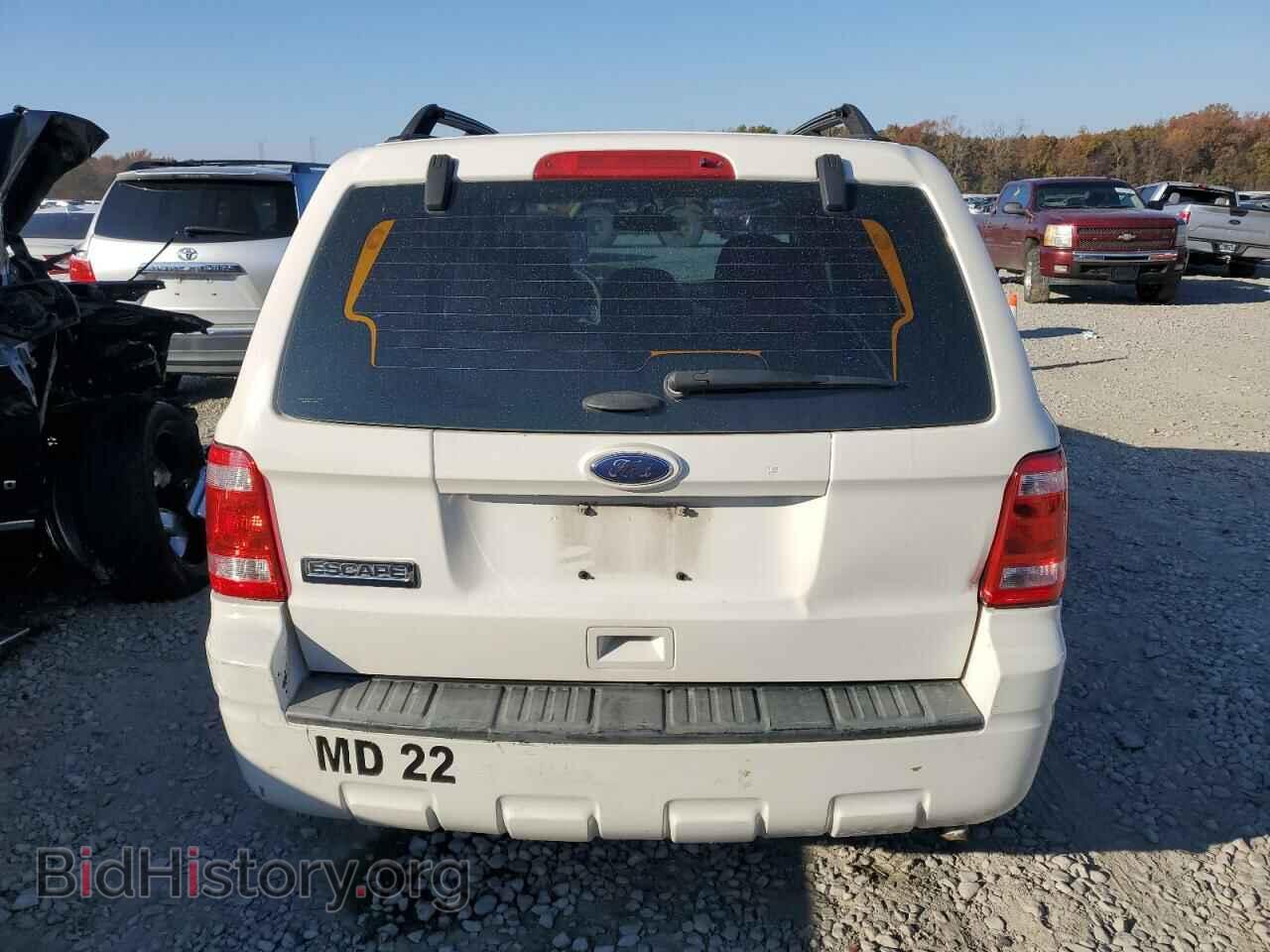 2011 FORD ESCAPE - VIN: 1FMCU0C79BKB51142 - Фото 6