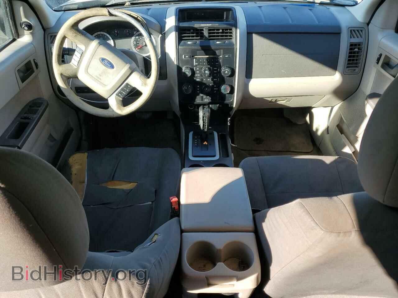 2011 FORD ESCAPE - VIN: 1FMCU0C79BKB51142 - Фото 8