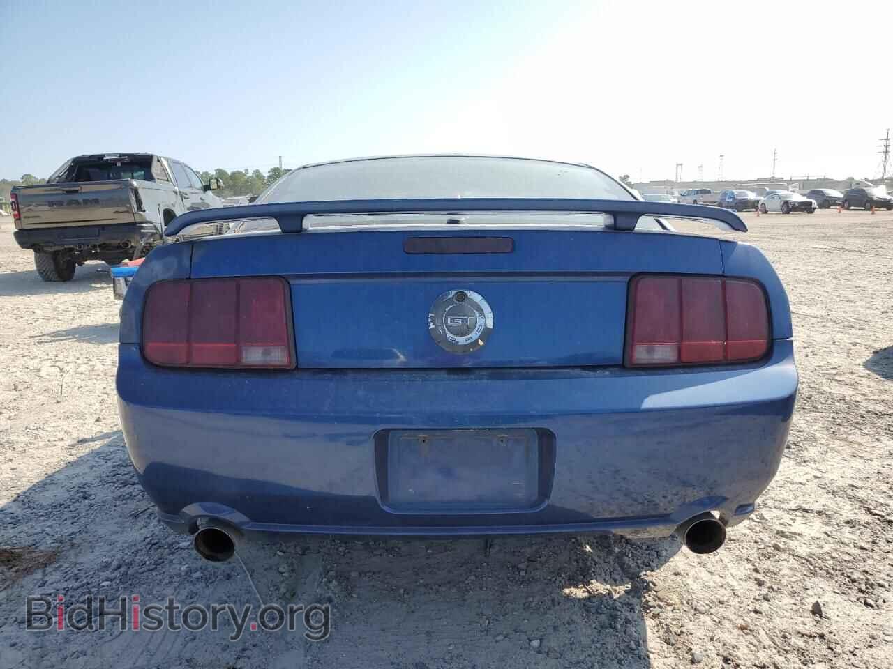2007 FORD MUSTANG - VIN: 1ZVHT82H175216302 - Фото 6