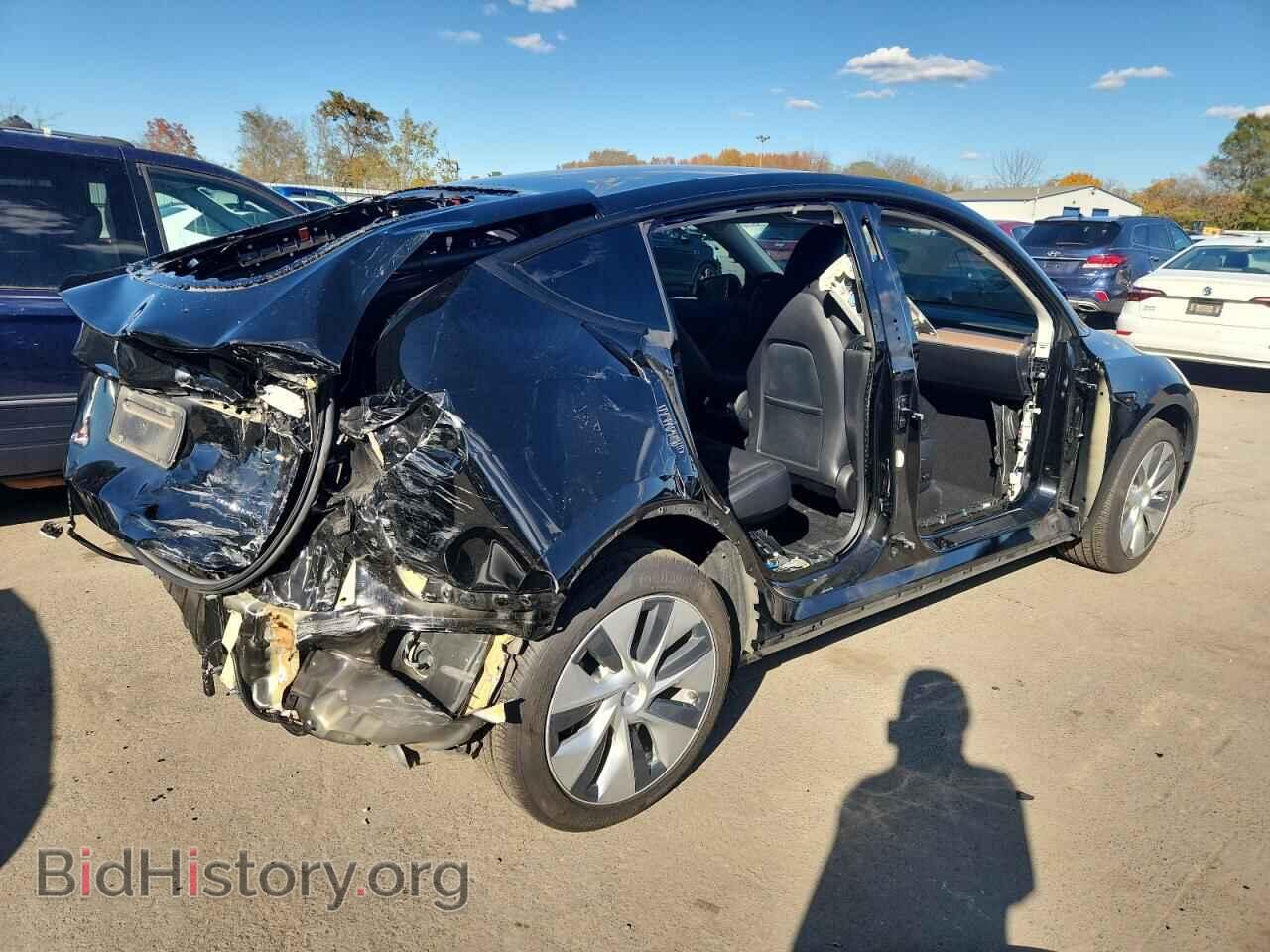2022 TESLA MODEL Y - VIN: 7SAYGDEE1NF320174 - Фото 3