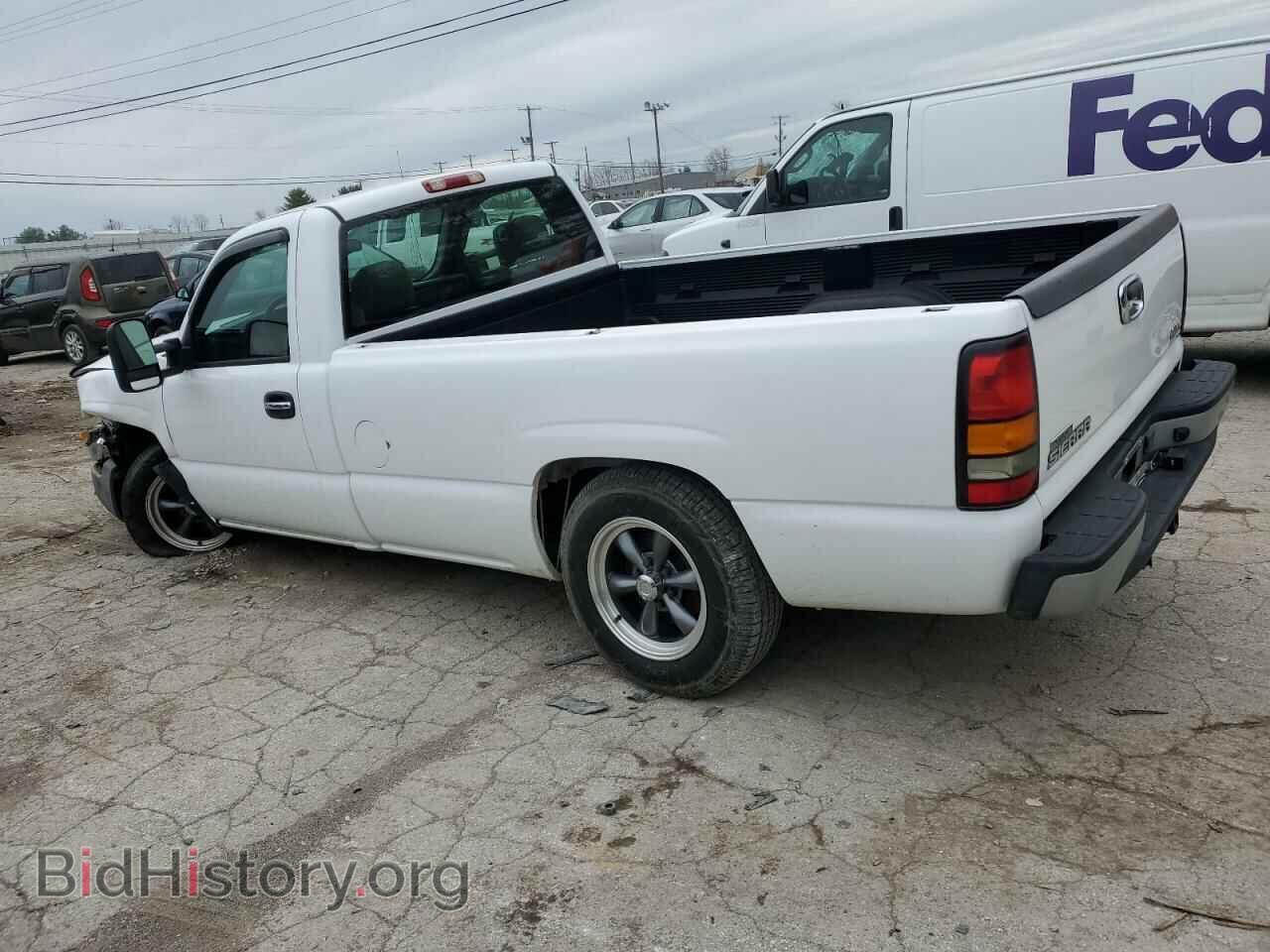 2005 GMC SIERRA - VIN: 1GTEC14X65Z324227 - Photo 2