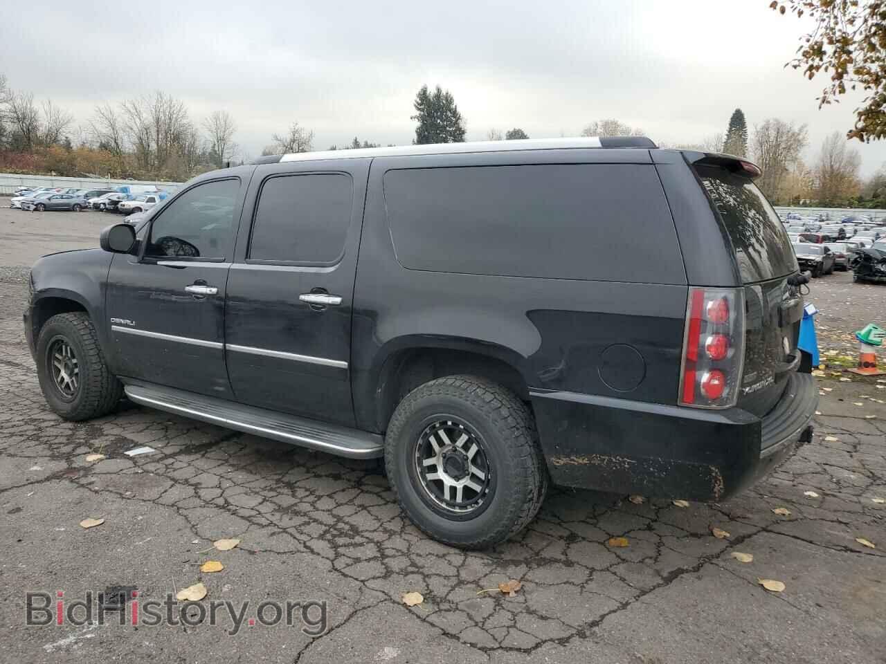 2011 GMC YUKON - VIN: 1GKS2MEF8BR200621 - Фото 2