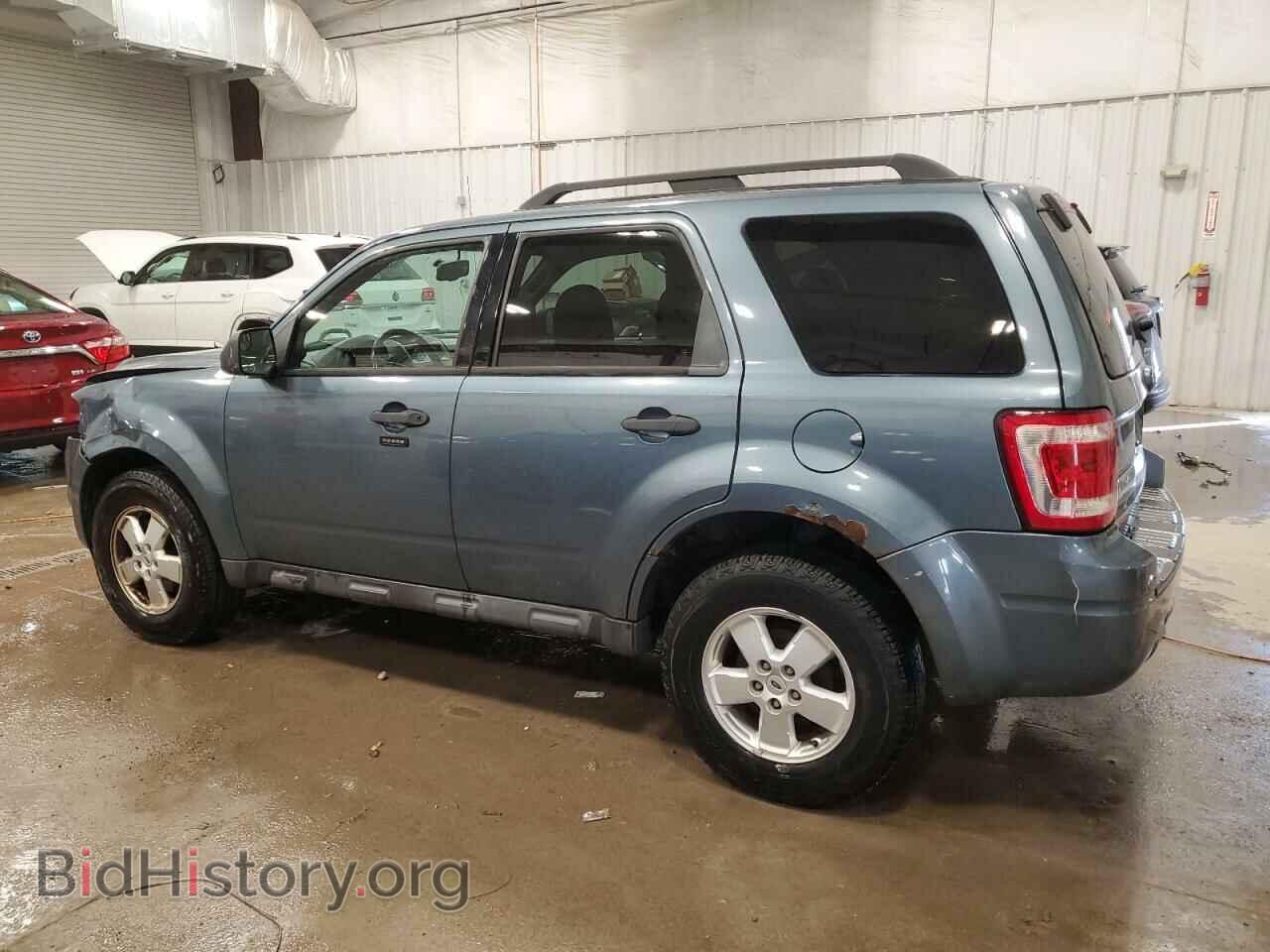 2011 FORD ESCAPE - VIN: 1FMCU0D76BKA04906 - Фото 2