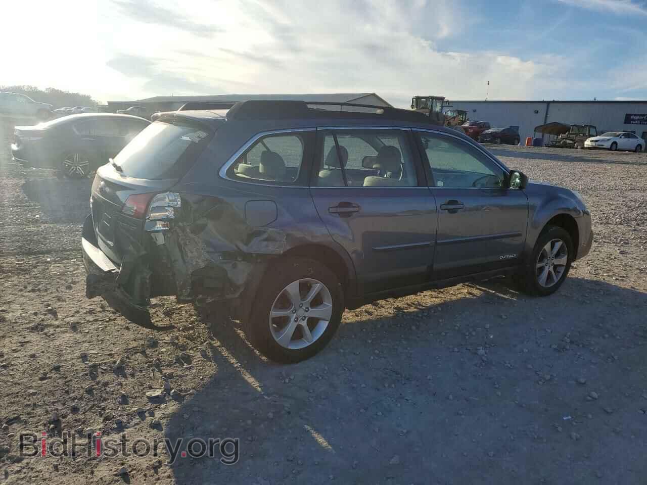 2014 SUBARU OUTBACK - VIN: 4S4BRCAC6E3253351 - Фото 3
