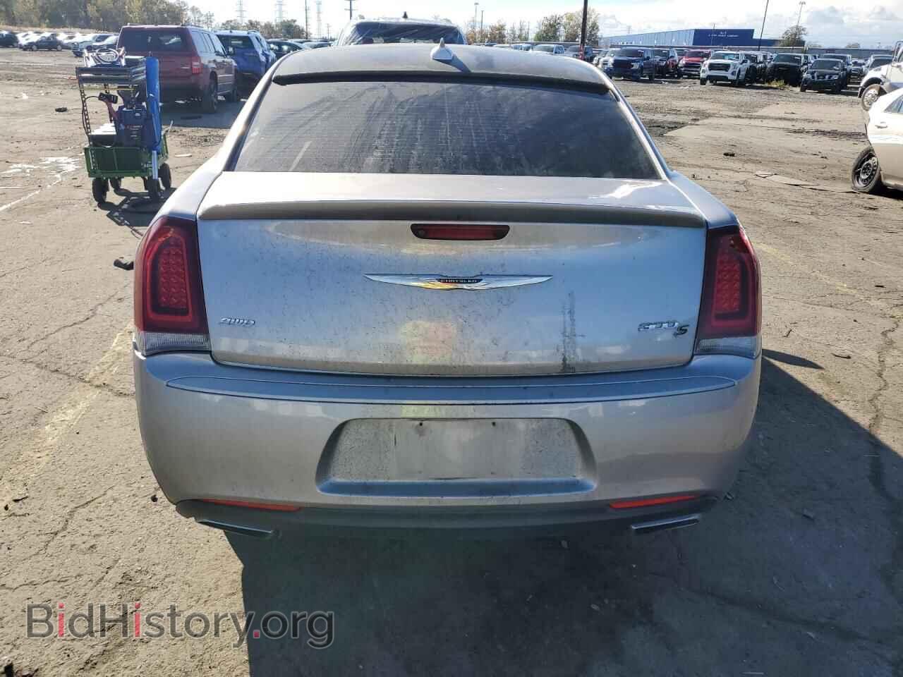 2015 CHRYSLER 300 - VIN: 2C3CCAGG6FH810822 - Фото 6