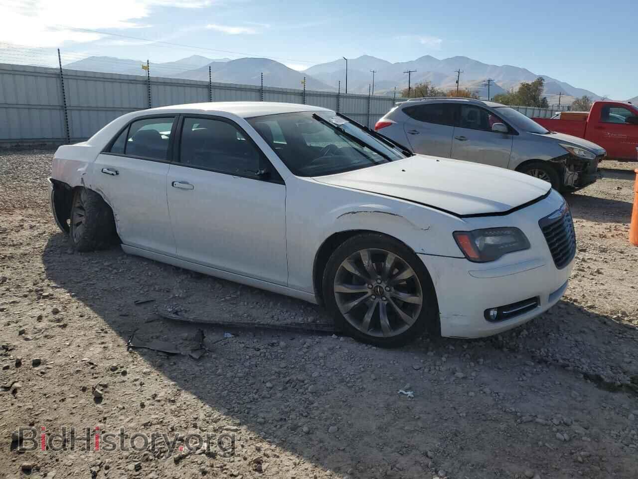 2014 CHRYSLER 300 - VIN: 2C3CCABGXEH336248 - Фото 4
