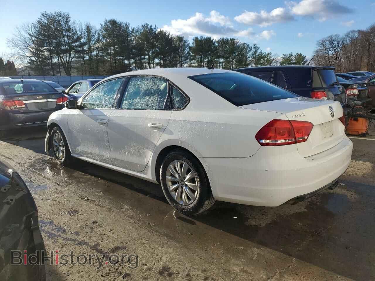 2013 VOLKSWAGEN PASSAT - VIN: 1VWAP7A33DC070093 - Фото 2