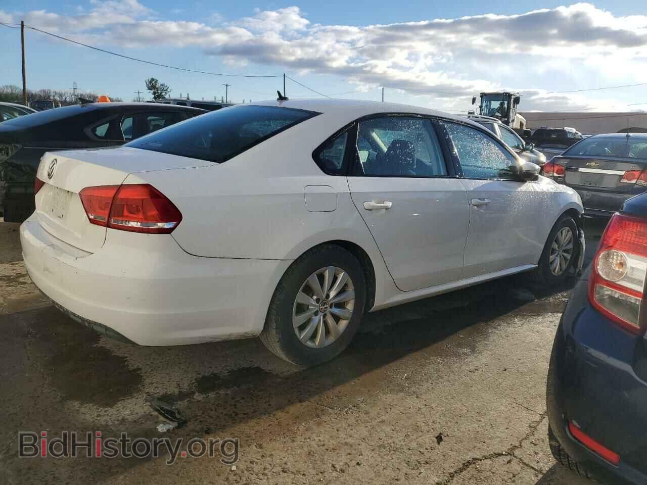 2013 VOLKSWAGEN PASSAT - VIN: 1VWAP7A33DC070093 - Фото 3