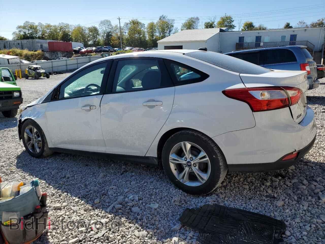 2014 FORD FOCUS - VIN: 1FADP3F27EL153140 - Фото 2