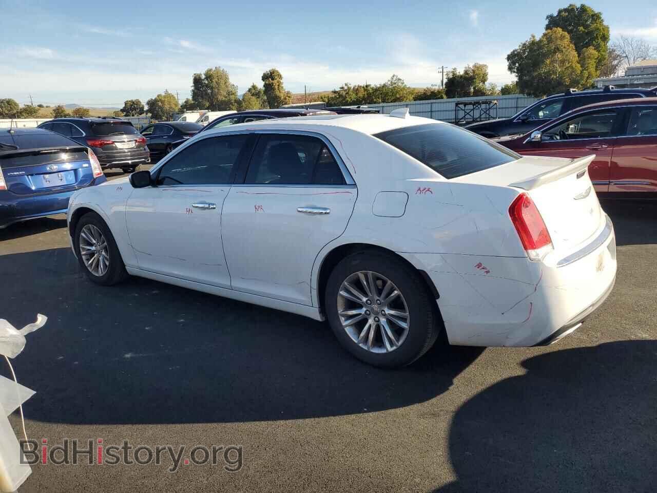 2016 CHRYSLER 300 - VIN: 2C3CCAEG1GH128418 - Фото 2