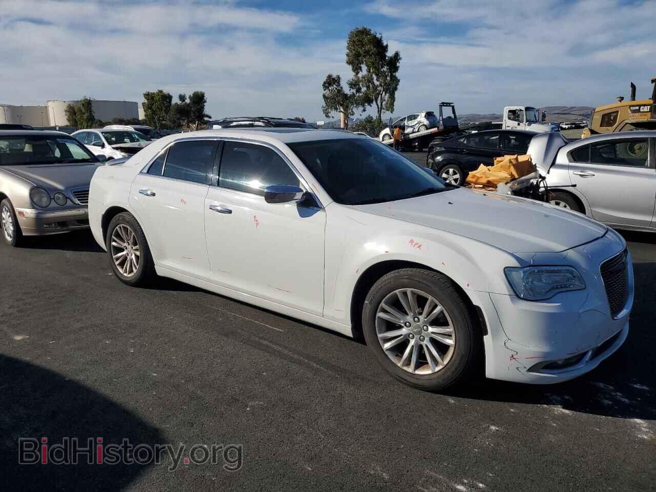 2016 CHRYSLER 300 - VIN: 2C3CCAEG1GH128418 - Фото 4