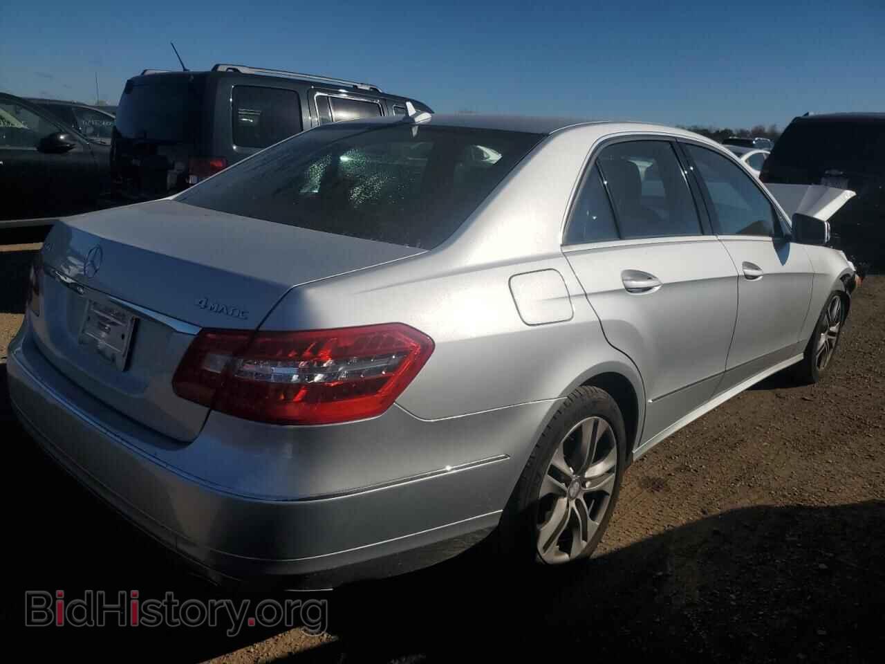 2011 MERCEDES-BENZ E-CLASS - VIN: WDDHF8HB0BA300954 - Фото 3