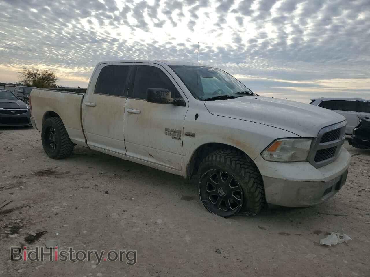 2019 RAM 1500 - VIN: 1C6RR7TT3KS714070 - Фото 4