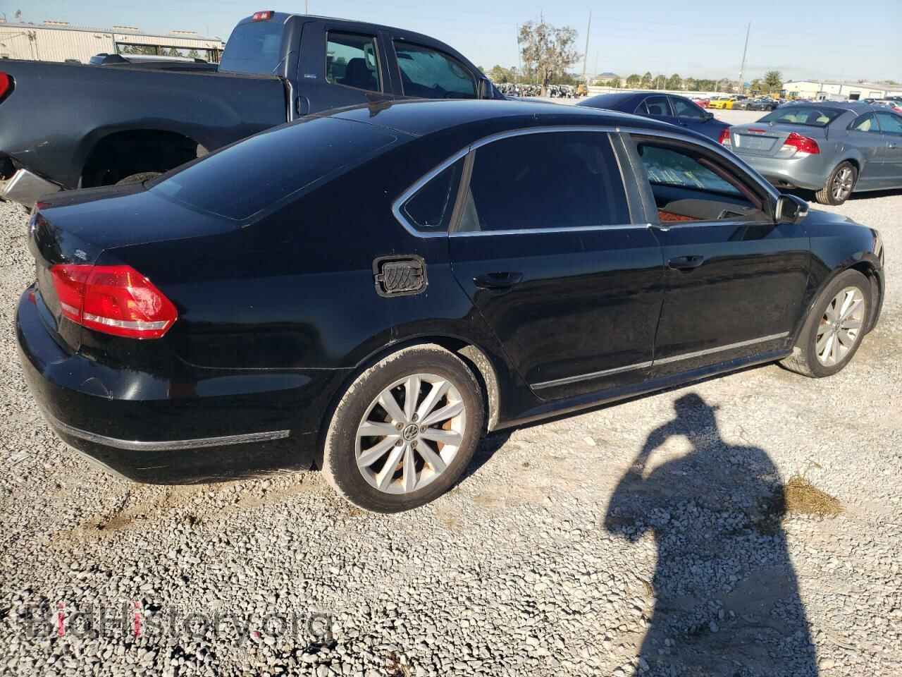 2012 VOLKSWAGEN PASSAT - VIN: 1VWCH7A38CC076086 - Фото 3