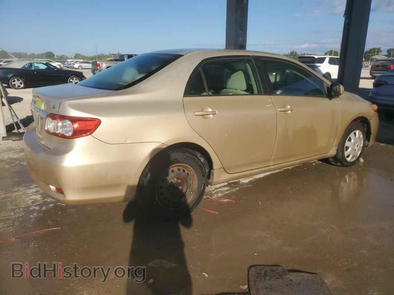 2011 TOYOTA COROLLA - VIN: 2T1BU4EEXBC662542 - Фото 3