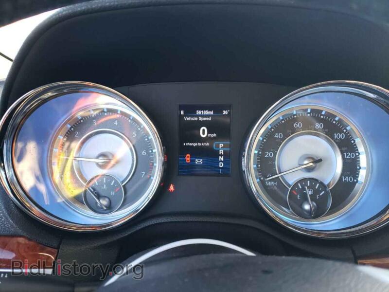 2014 Chrysler 300 (VIN 2C3CCAAG7EH373078) — photo 9 of 12