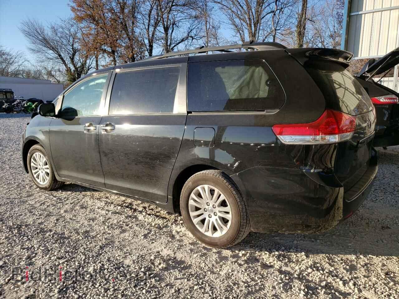 2014 TOYOTA All Models - VIN: 5TDYK3DC6ES421860 - Фото 2