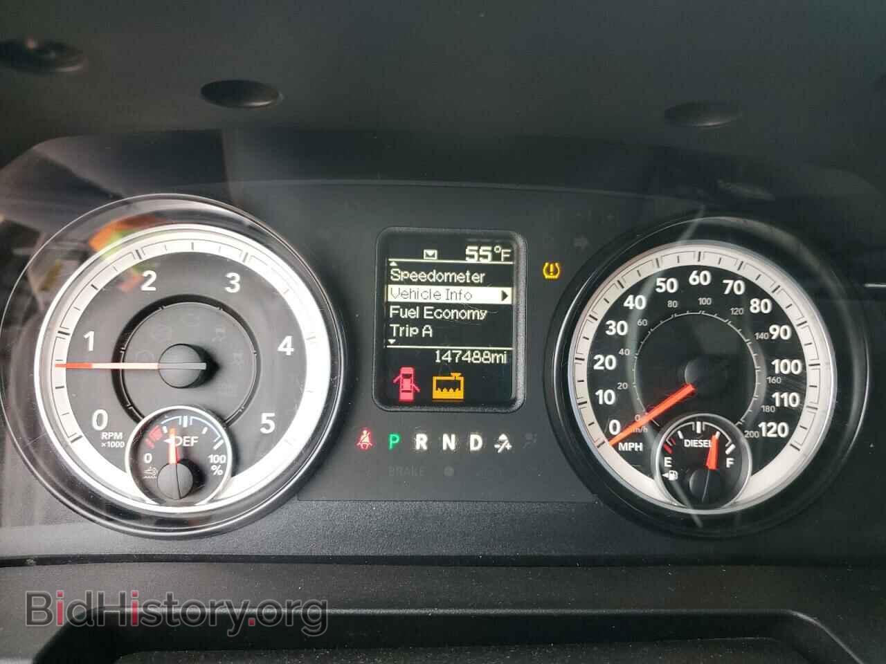 2015 RAM All Models - VIN: 3C6UR5CL1FG673885 - Photo 9