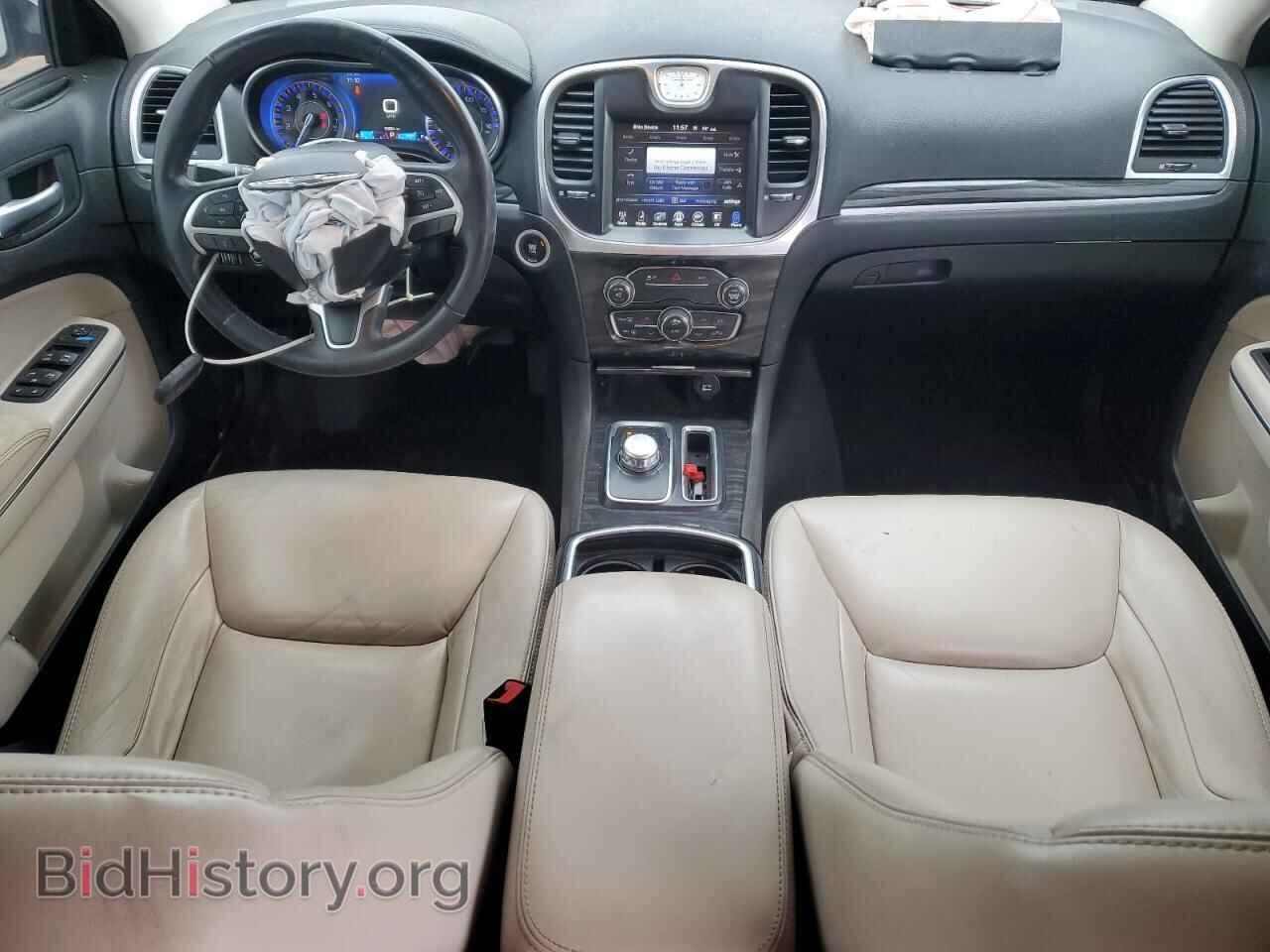 2016 CHRYSLER 300 - VIN: 2C3CCARG1GH157301 - Фото 8