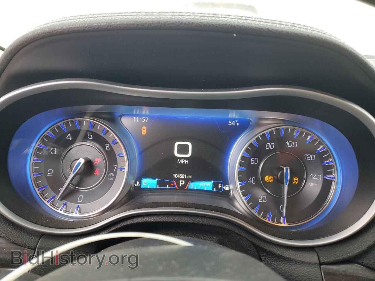 2016 CHRYSLER 300 - VIN: 2C3CCARG1GH157301 - Фото 9