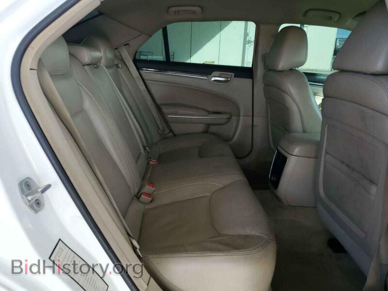 2012 Chrysler 300 (VIN 2C3CCACG9CH191845) — photo 10 of 12