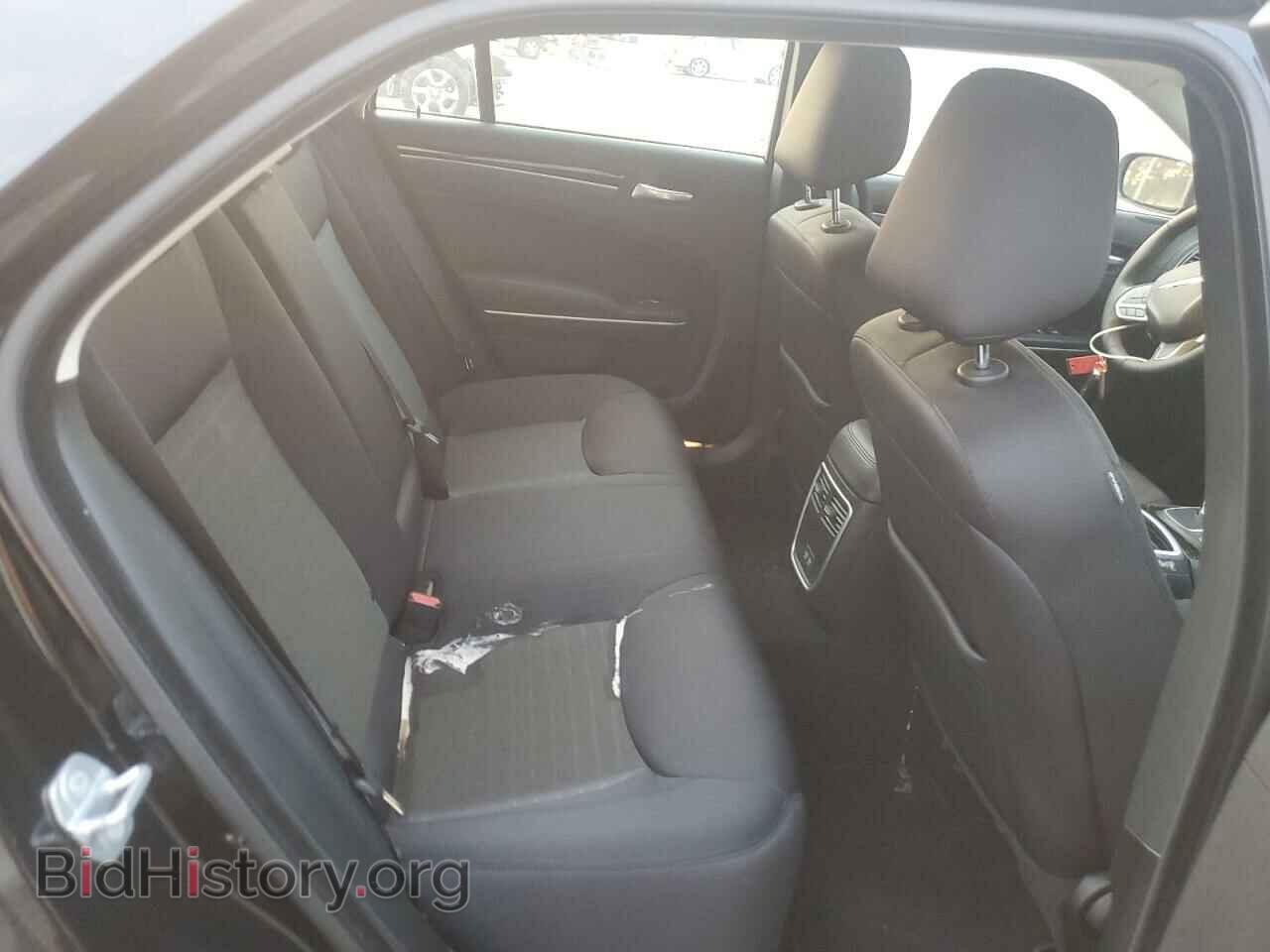 2023 CHRYSLER 300 - VIN: 2C3CCAAG8PH509656 - Фото 10