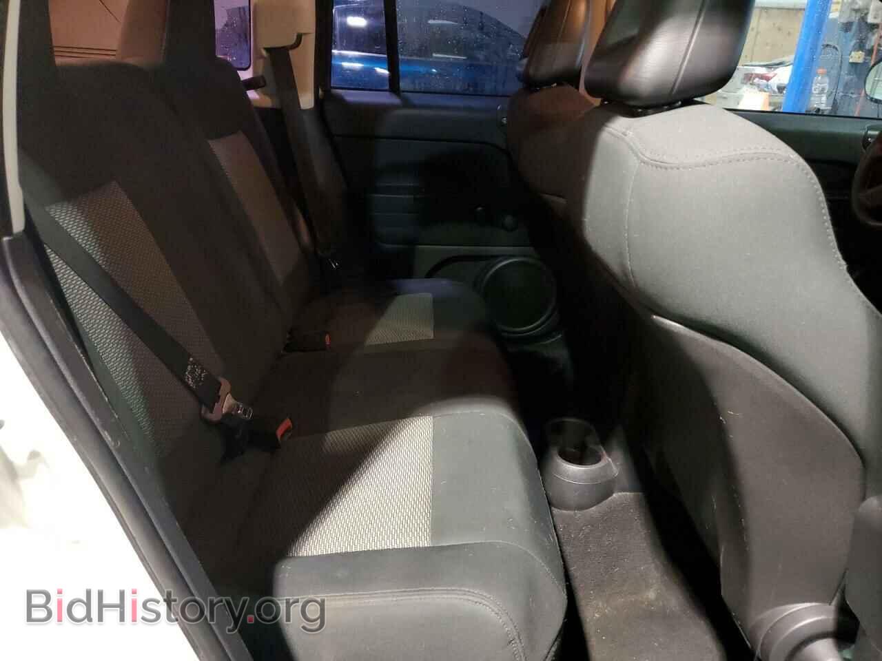 2009 JEEP COMPASS - VIN: 1J4FF47B99D233589 - Фото 11