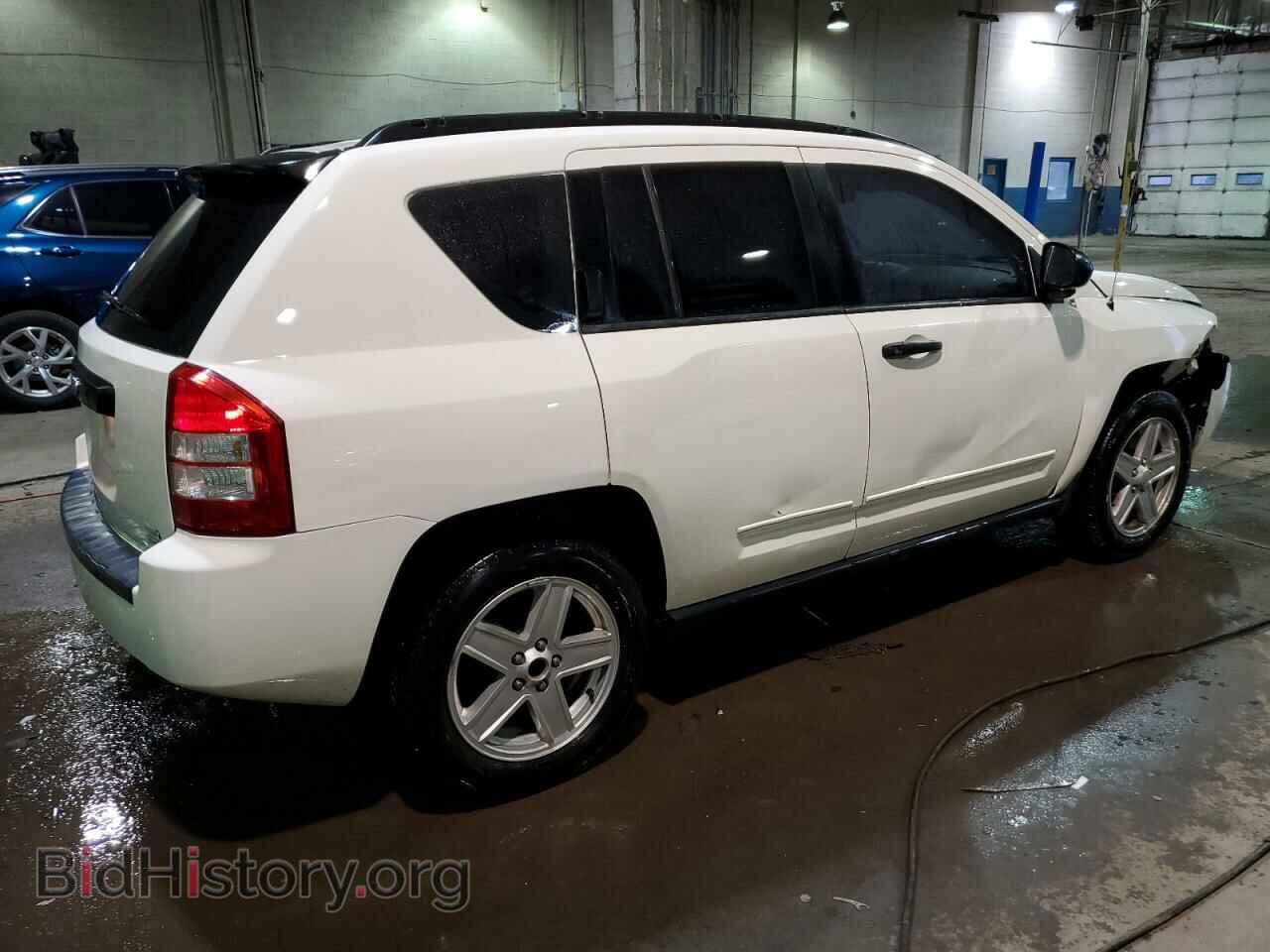 2009 JEEP COMPASS - VIN: 1J4FF47B99D233589 - Фото 3