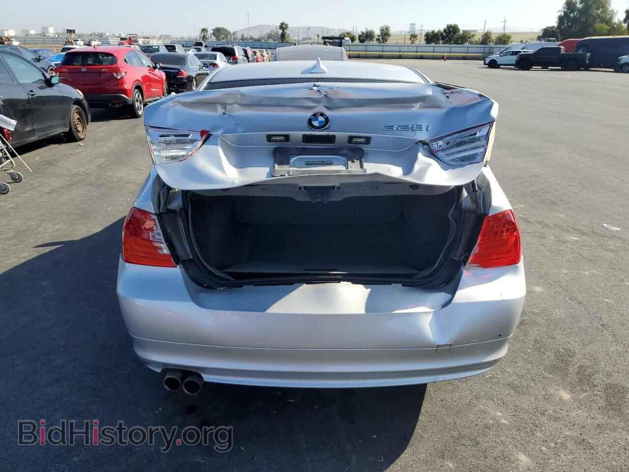 2009 BMW 3 SERIES - VIN: WBAPH53579A438322 - Фото 6