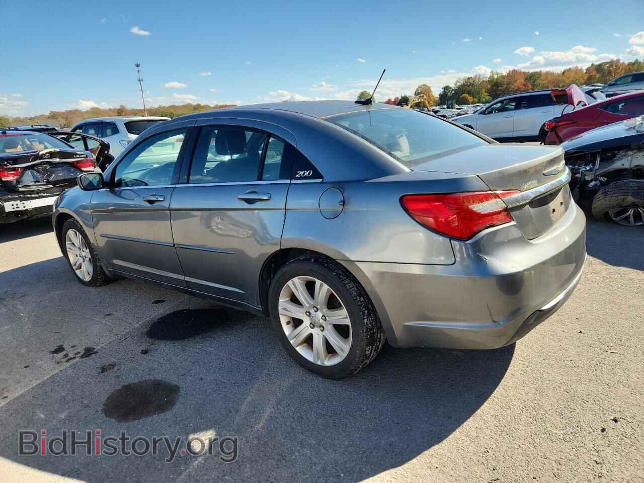 2013 CHRYSLER 200 - VIN: 1C3CCBBB1DN714652 - Фото 2