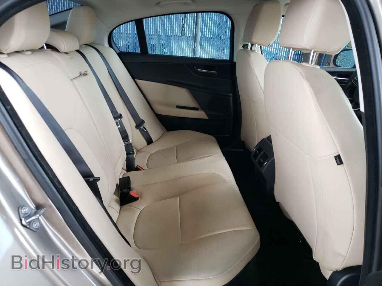 2017 JAGUAR XE - VIN: SAJAD4BV3HA976452 - Фото 10
