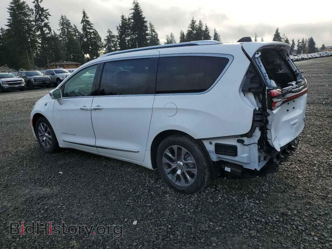 2024 CHRYSLER PACIFICA - VIN: 2C4RC1N75RR147590 - Фото 2