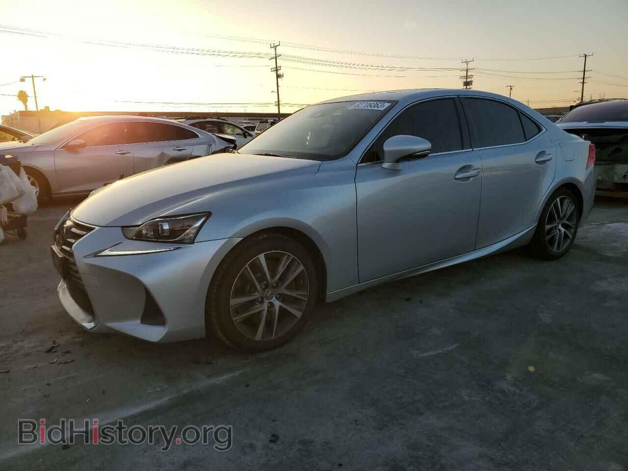 Photo JTHBA1D24J5074404 - LEXUS IS 2018