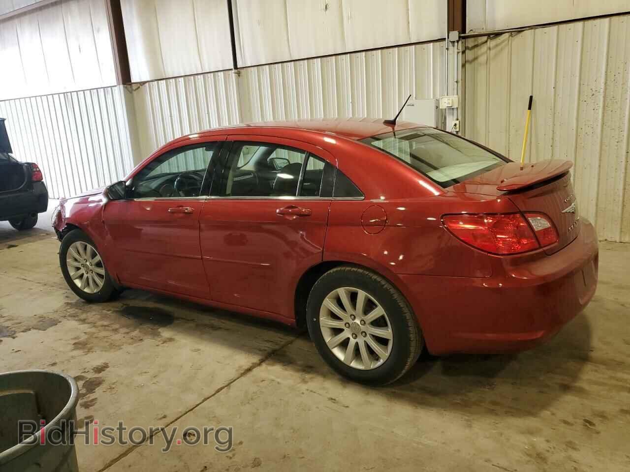 2010 CHRYSLER SEBRING - VIN: 1C3CC5FB5AN146719 - Фото 2
